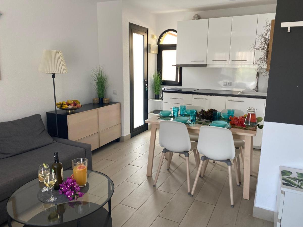 Fuerte Holiday M&M Apartaments 2 Коста Калма Екстериор снимка